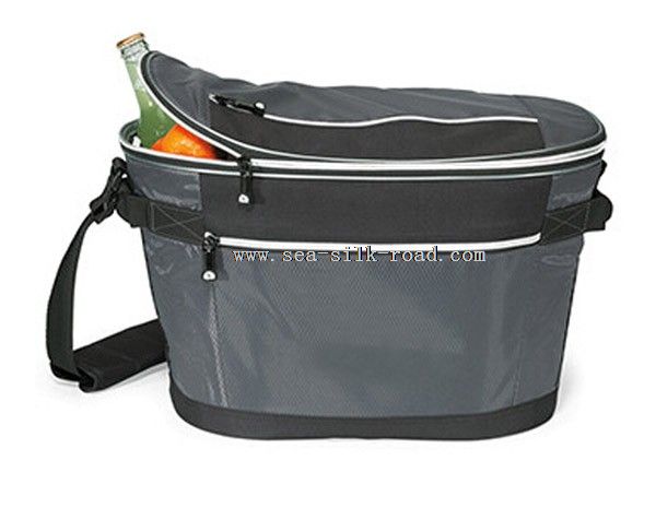 Bulk beer can cooler bag