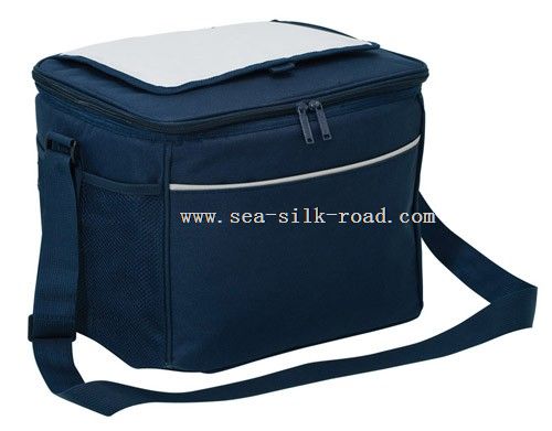 can cooler bag with top flap
