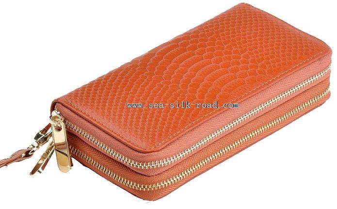 Women double ziper leather wallet