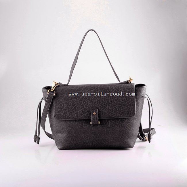 Leather tote Posene med indre klaff