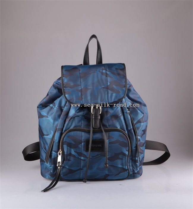 sac à dos en nylon du camouflage bleu