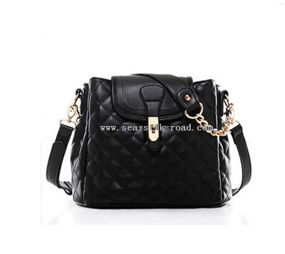 PU Chain Shoulder Bag