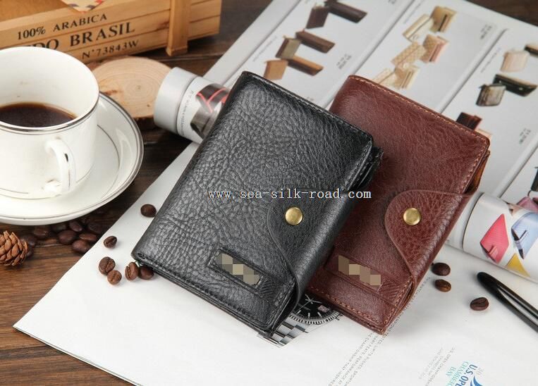 man leather wallet with coin pocket