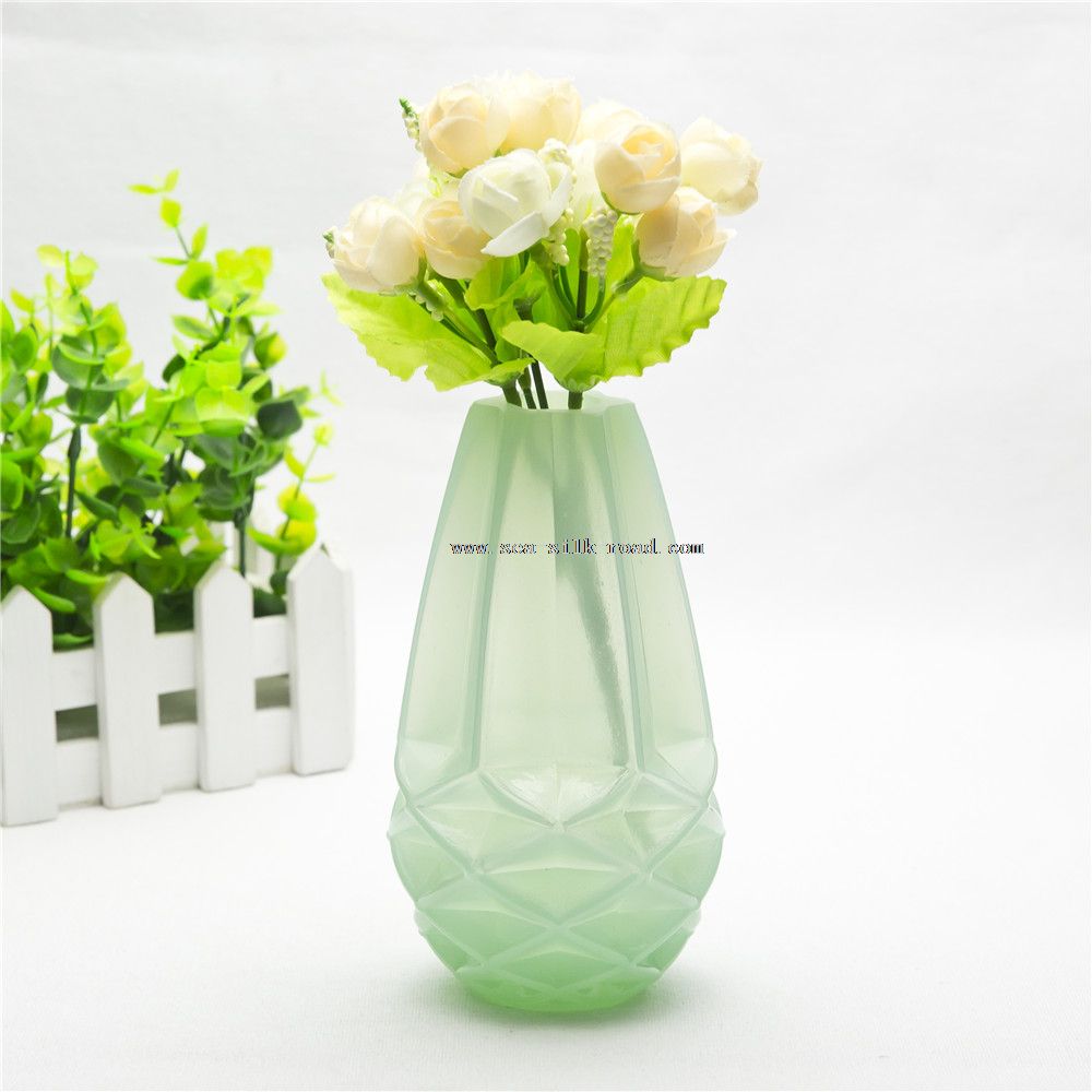 Mouth blown geometric glass terrarium vase