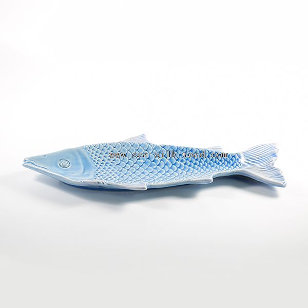 étkészlet lemezeket porcelán hal étel