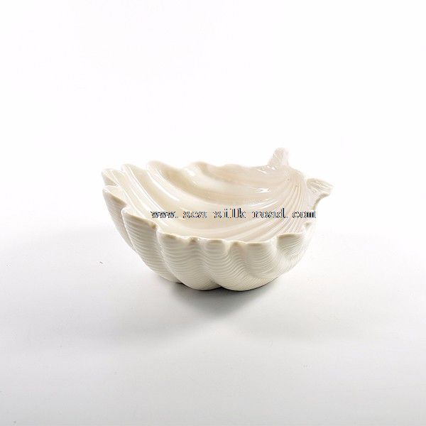 Sea shell białe małe naczynie ceramiczne