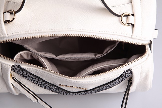  White Dasar Warna Ladies Handbags