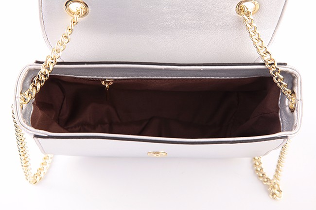  Elegant Girls Clutch 