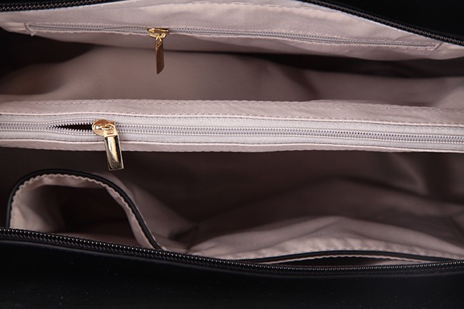 shoulder bag with strap